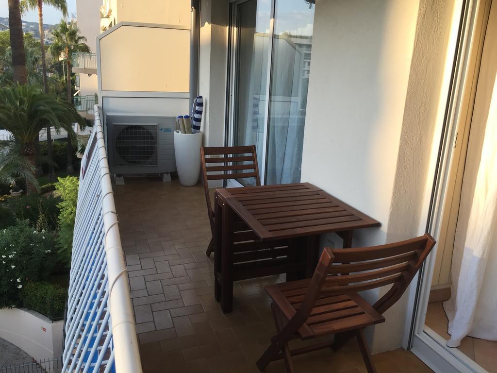 Immeuble Le St Honorat Apartment Кан Екстериор снимка